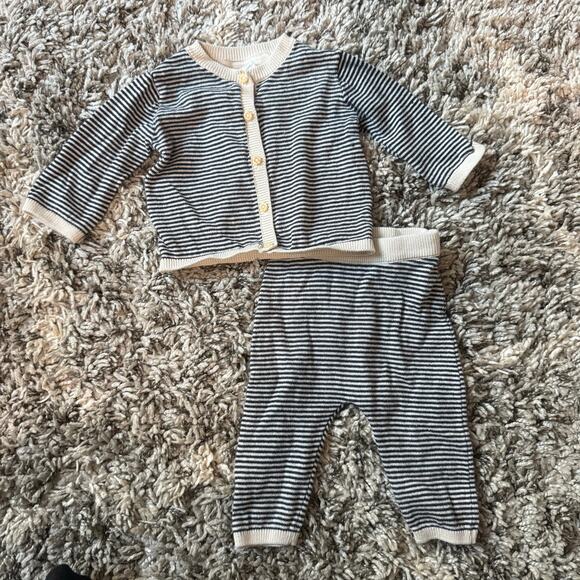 H&M Newborn Baby Cotton Sweater Set Outfit Black Stripe Cardigan Pants Newborn - Picture 2 of 8